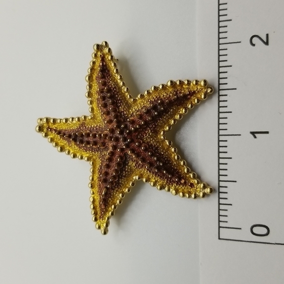 Trifari Enamel Starfish Brooch Pin Vintage Gold Tone Nautical Ocean Beach Animal - Picture 2 of 11